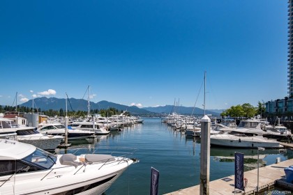 Photo 3 at 1806 - 588 Broughton Street, Coal Harbour, Vancouver West