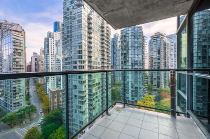 Photo 20 at 1806 - 588 Broughton Street, Coal Harbour, Vancouver West