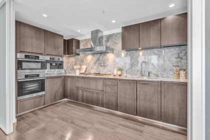 Photo 10 at 3503 - 1011 W Cordova Street, Coal Harbour, Vancouver West