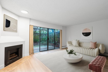 Photo 2 at 102 - 747 17th Street, Ambleside, West Vancouver
