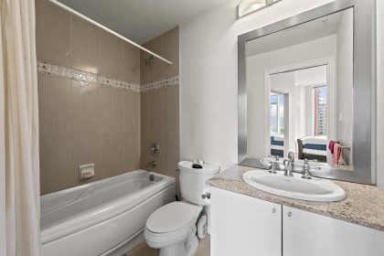 Photo 23 at 1705 - 1211 Melville Street, Coal Harbour, Vancouver West