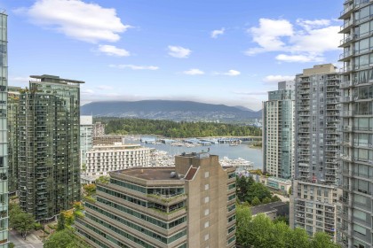 Photo 30 at 1705 - 1211 Melville Street, Coal Harbour, Vancouver West
