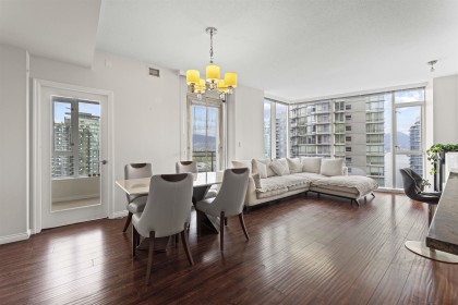 Photo 14 at 1705 - 1211 Melville Street, Coal Harbour, Vancouver West