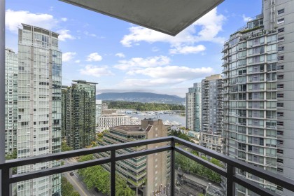 Photo 29 at 1705 - 1211 Melville Street, Coal Harbour, Vancouver West