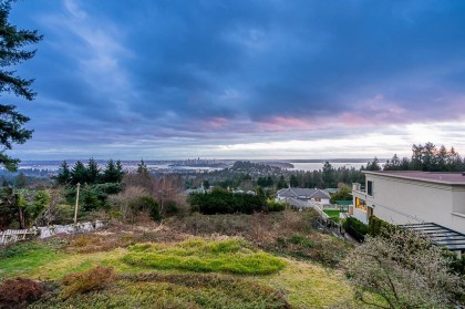 Photo 34 at 797 Eyremount Drive, British Properties, West Vancouver