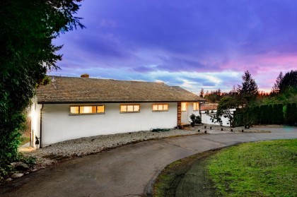 Photo 11 at 797 Eyremount Drive, British Properties, West Vancouver