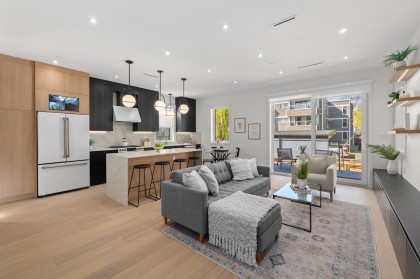 Photo 2 at 679 W 18th Avenue, Cambie, Vancouver West