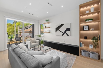 Photo 3 at 679 W 18th Avenue, Cambie, Vancouver West