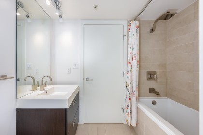 Photo 24 at 1051 Richards Street, Downtown VW, Vancouver West