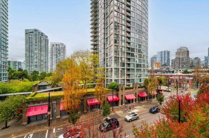 Photo 14 at 506 - 989 Beatty Street, Yaletown, Vancouver West
