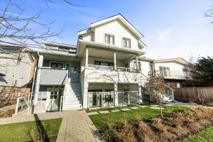 Photo 2 at 2229 W 16th Avenue, Kitsilano, Vancouver West