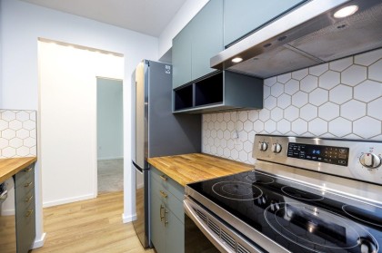 Photo 1 at 304 - 2008 Fullerton Avenue, Pemberton NV, North Vancouver