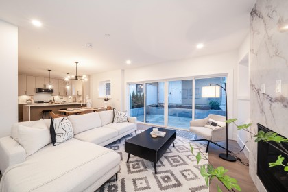 Photo 1 at A - 2735 W 8th Avenue, Kitsilano, Vancouver West