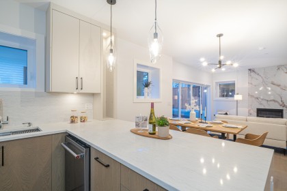 Photo 10 at A - 2735 W 8th Avenue, Kitsilano, Vancouver West