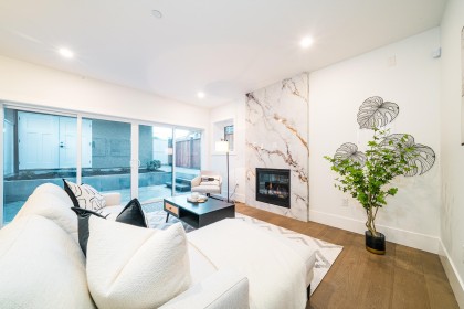 Photo 4 at A - 2735 W 8th Avenue, Kitsilano, Vancouver West