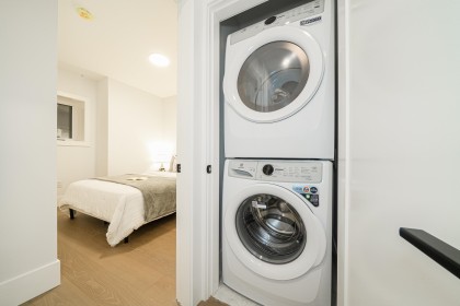 Photo 21 at A - 2735 W 8th Avenue, Kitsilano, Vancouver West