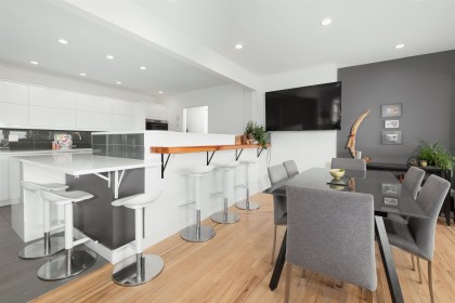 Photo 4 at 1095 W Keith Road, Pemberton Heights, North Vancouver