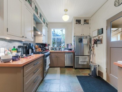 Photo 6 at 482 W 17th Avenue, Cambie, Vancouver West