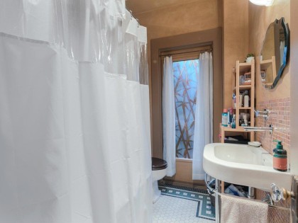 Photo 10 at 482 W 17th Avenue, Cambie, Vancouver West