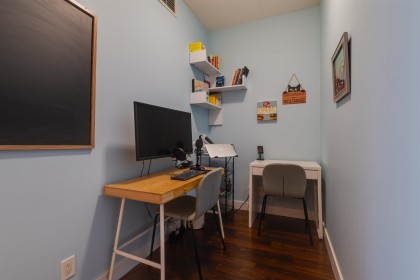 Photo 24 at 508 - 168 East Esplanade, Lower Lonsdale, North Vancouver