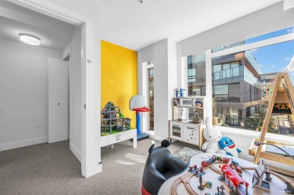 Photo 18 at 7623 Yukon Street, Marpole, Vancouver West