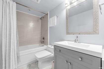 Photo 16 at 410 - 909 Mainland Street, Yaletown, Vancouver West