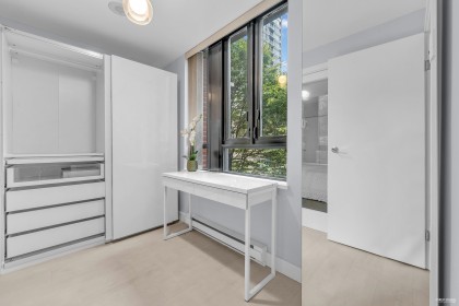 Photo 3 at 410 - 909 Mainland Street, Yaletown, Vancouver West