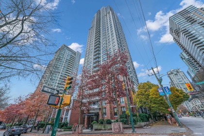 Photo 28 at 410 - 909 Mainland Street, Yaletown, Vancouver West