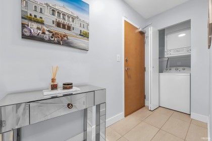 Photo 18 at 410 - 909 Mainland Street, Yaletown, Vancouver West