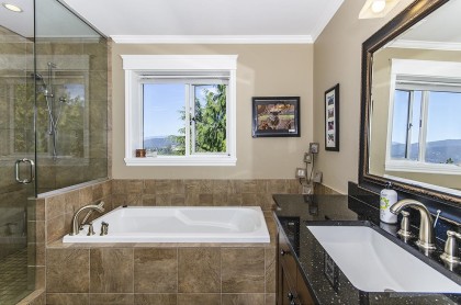 Photo 32 at 5237 Timberfeild Road, Upper Caulfeild, West Vancouver