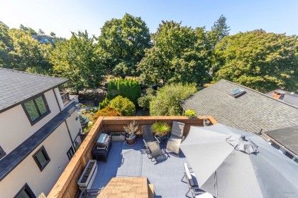 Photo 5 at 2141 W 47 Avenue, Kerrisdale, Vancouver West