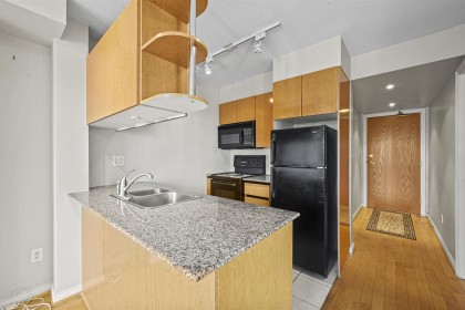 Photo 6 at 1804 - 1189 Howe Street, Downtown VW, Vancouver West