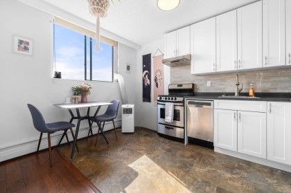 Photo 10 at 706 - 145 St. Georges Avenue, Lower Lonsdale, North Vancouver