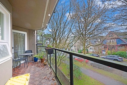 Photo 16 at 205 - 111 W 10th Avenue, Mount Pleasant VW, Vancouver West