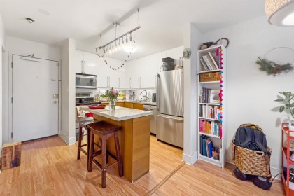 Photo 9 at 205 - 111 W 10th Avenue, Mount Pleasant VW, Vancouver West