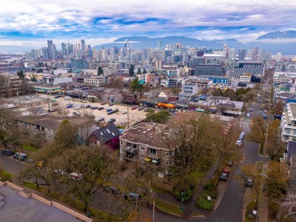 Photo 24 at 205 - 111 W 10th Avenue, Mount Pleasant VW, Vancouver West