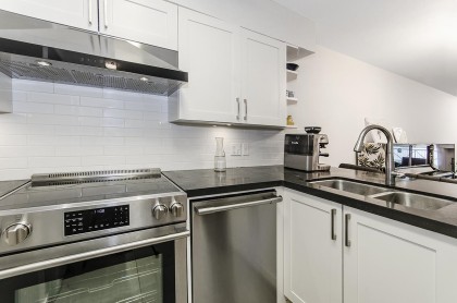 Photo 18 at 210 - 5788 Vine Street, Kerrisdale, Vancouver West