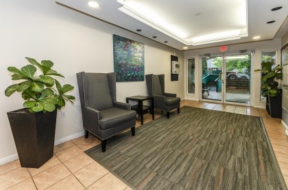 Photo 4 at 210 - 5788 Vine Street, Kerrisdale, Vancouver West