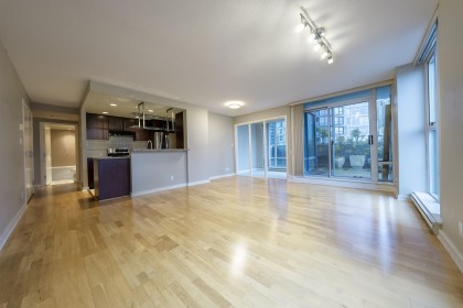 Photo 2 at 506 - 583 Beach Crescent, Yaletown, Vancouver West