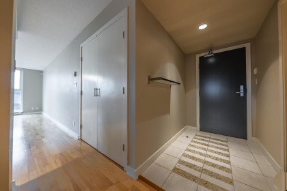 Photo 3 at 506 - 583 Beach Crescent, Yaletown, Vancouver West