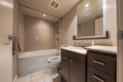 Photo 9 at 506 - 583 Beach Crescent, Yaletown, Vancouver West