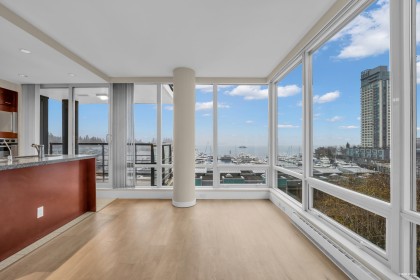 Photo 6 at 602 - 590 Nicola Street, Coal Harbour, Vancouver West