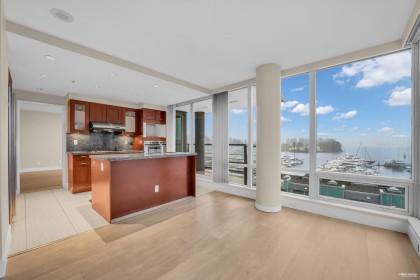 Photo 16 at 602 - 590 Nicola Street, Coal Harbour, Vancouver West