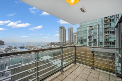 Photo 14 at 602 - 590 Nicola Street, Coal Harbour, Vancouver West