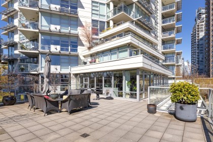 Photo 32 at 301 - 638 Beach Crescent, Yaletown, Vancouver West