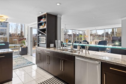 Photo 18 at 301 - 638 Beach Crescent, Yaletown, Vancouver West