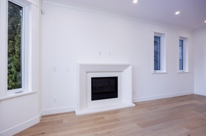 Photo 4 at 254 E 18th Street, Central Lonsdale, North Vancouver