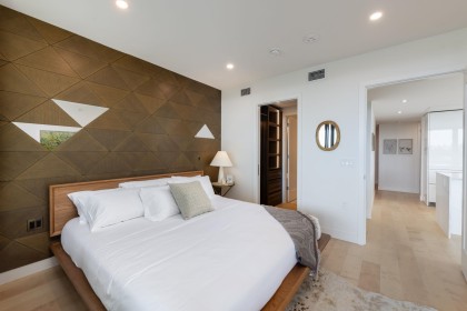 Photo 9 at 302 - 135 E 13th Street, Central Lonsdale, North Vancouver