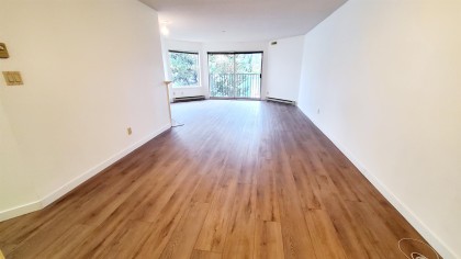 Photo 5 at 311 - 1859 Spyglass Place, False Creek, Vancouver West