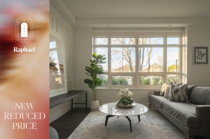 Photo 1 at 101 - 3668 W 10th Avenue, Kitsilano, Vancouver West